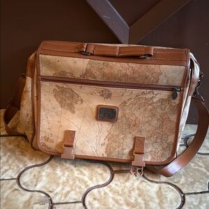 Vintage Map Design Messenger Bag
